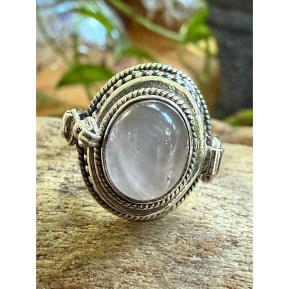 Vintage Silver & Rose Quartz Locket Ring Size 7 - Picture 7 of 7